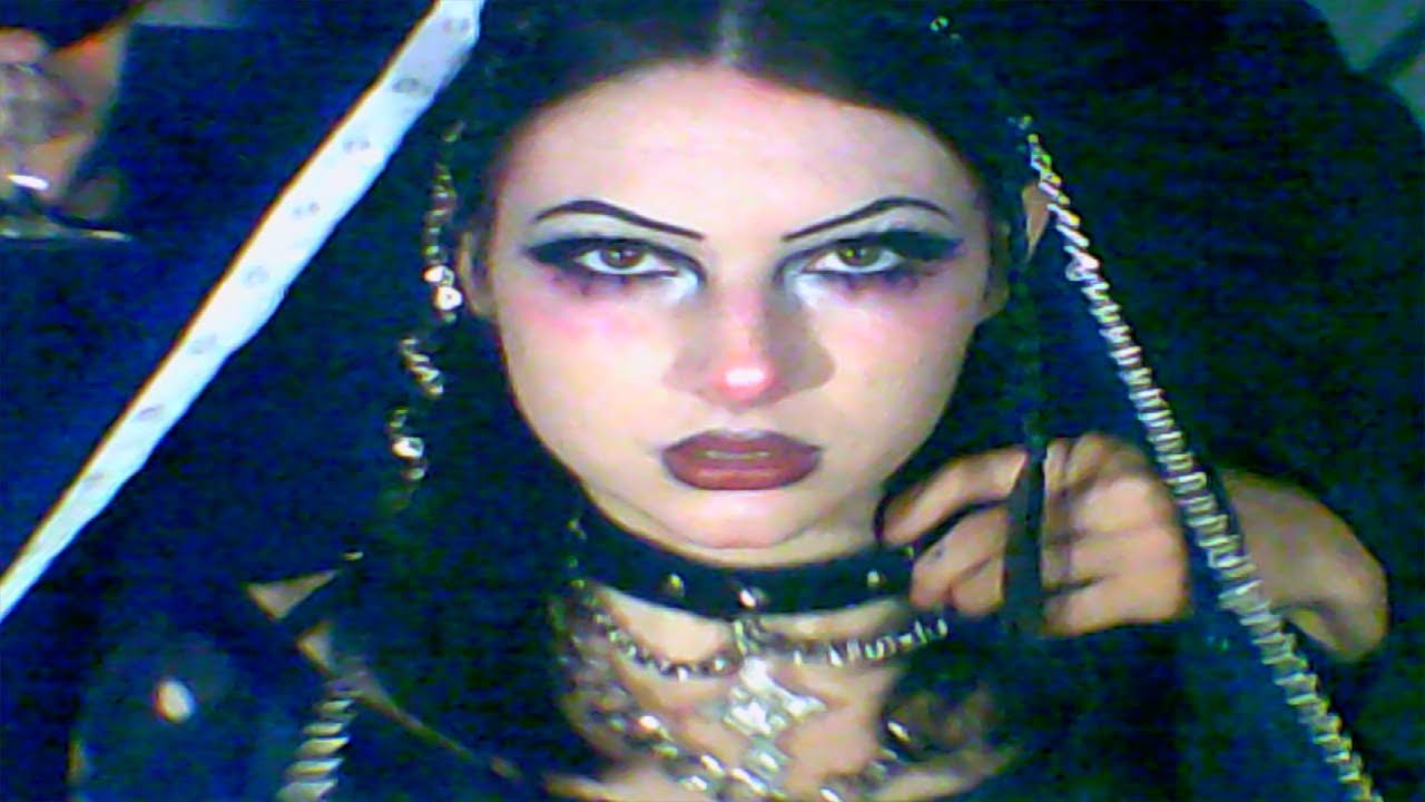 Obejrzyj Rosemother - Wine (Official Music Video) (FLASH WARNING) w YouTube Obejrzyj Rosemother - Wine (Official Music Video) (FLASH WARNING) w YouTube