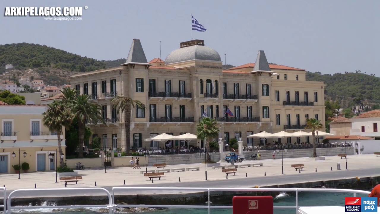 FLYING CAT 6 - ARRIVAL AND DEPARTURE FROM SPETSES