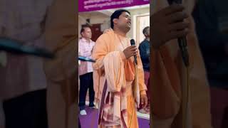 radhe govind bhjo sree radhe bhjn by yogeshwar das yogi prabhu