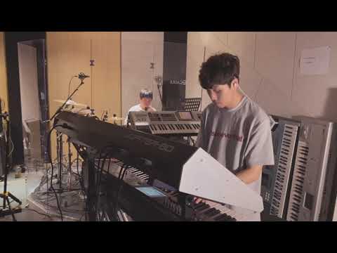 Ariana Grande - God is a women (Live arrangement)