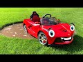 Ferrari power wheels auto zit vast in de modder