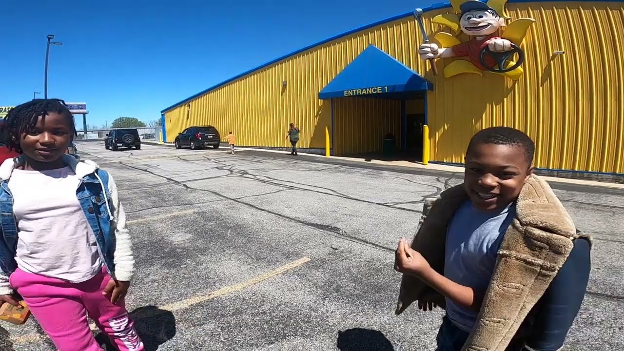Hood Vlog: Took My Old Students Go Cart Racing