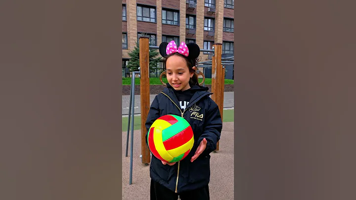 👧 Friends, Let’s Learn to SHARE TOYS and SMILES! ⚽🎉 #shorts #fun