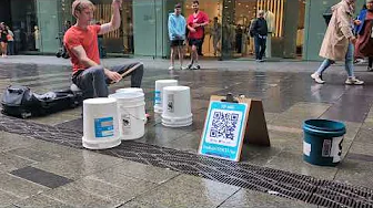 Busking on a rainy day in Sydney
