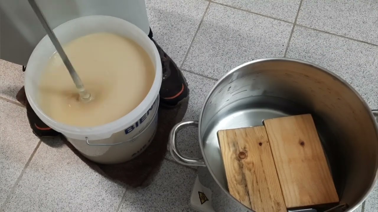 Honig einfach und kostengünstig vom Eimer in Gläser abfüllen