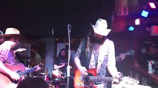 Video thumbnail of "Ward Davis Nobody’s Looking Live Charleston, WV 5-11-19"