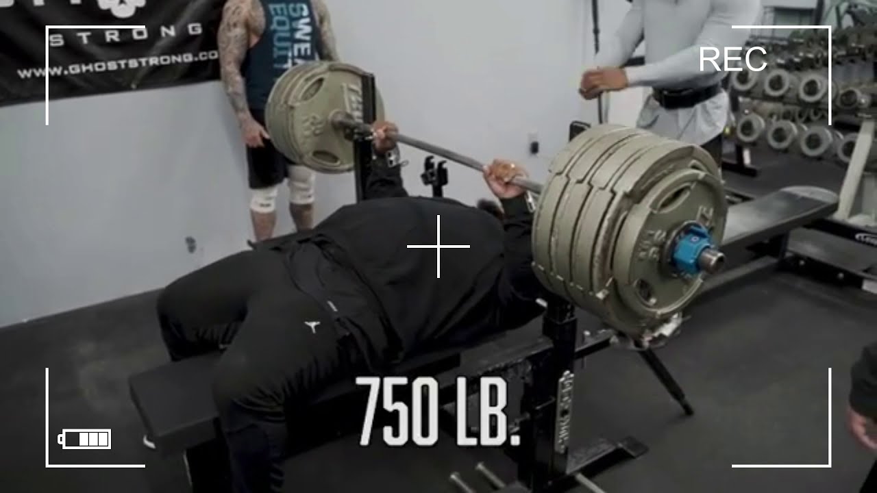 Julius Maddox And 750 Lbs 340 Kg You Julius Maddox And 750 Lbs 340 Kg
