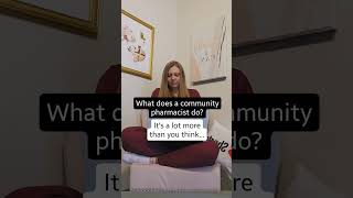 What does a community pharmacist do?