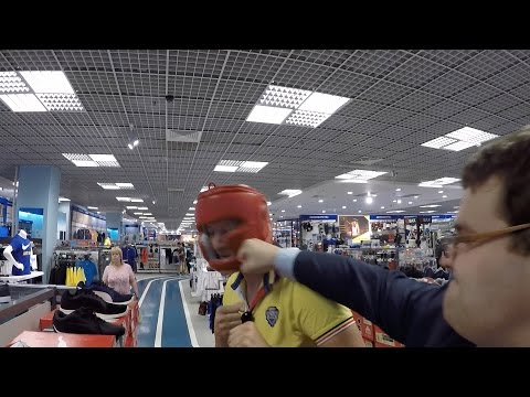 Тайные покупатели в магазине Adidas. Получи в щи прямо в магазине! Тайные покупатели в магазине Adidas. Получи в щи прямо в магазине!