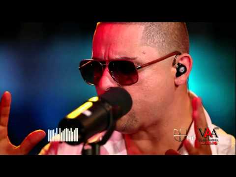 Wisin y Yandel Ft Larry Hernandez - Estoy Enamorado (Remix Oficial 2011)