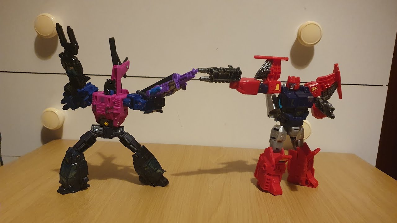 Transformers Reviews - Age of the Primes Wreck n Doom Collection Spinister VS Diaclone Topspin