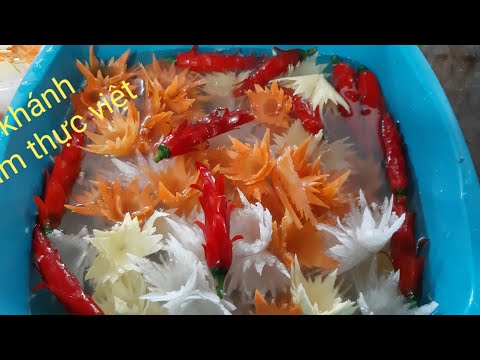 Video hướng dẫn tỉa hoa xoáy bằng cà rốt ( how to Cut carrot... - youtube