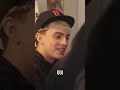 Agression au restaurant : la victime se prend une bouteille ! #shorts