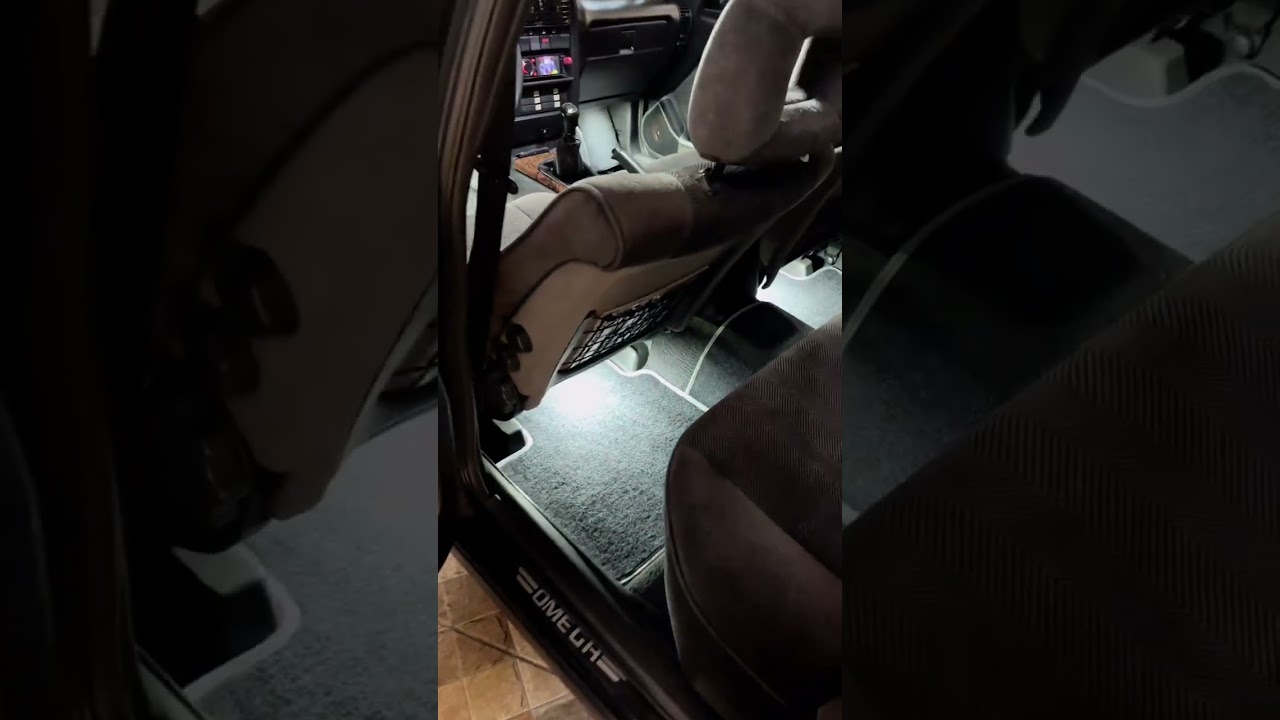 O magnífico interior do Chevrolet Omega CD.😍👏🏻📼🎶🇩🇪 