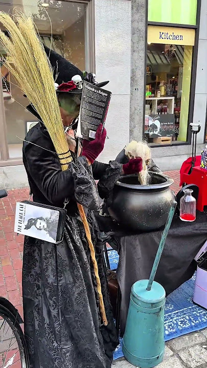 Halloween Costume - Salem 👻 #umaryousafzai #halloween #halloween2025 #salem #salemvideos #witches