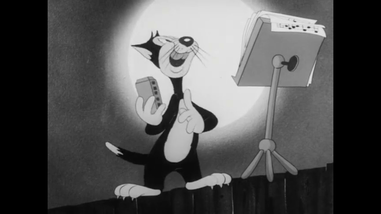 Nanahira singing outside of a hater's window