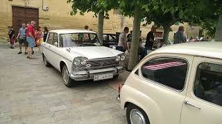 Concentración de coches clásicos en cuzcurrita de río tirón ,la Rioja,2025.