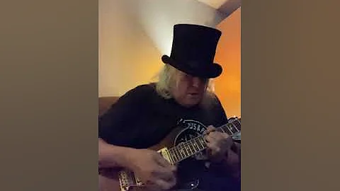 Black Oak Arkansas guitarist now gone Solo with th...