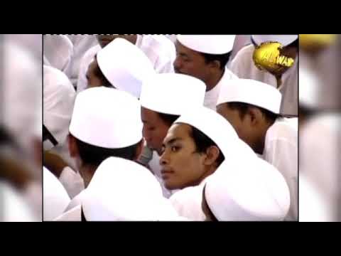 Maulid sangat syahdu SHILATUR RUHIYYAH . ROMO YAI ASRORI AL-ISHAQY beserta HABIB UMAR BIN HAFIDZ