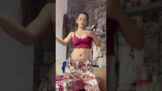 Sexy Pinay Dancing girl #itsmeeeleng #lengskie05 #viralvideo 2