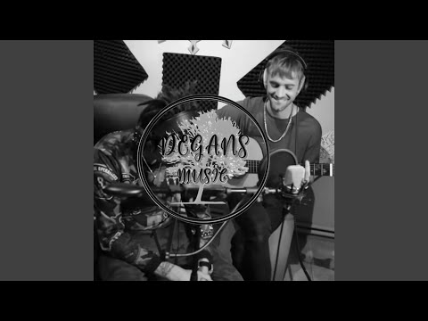 Watch Mamá on YouTube