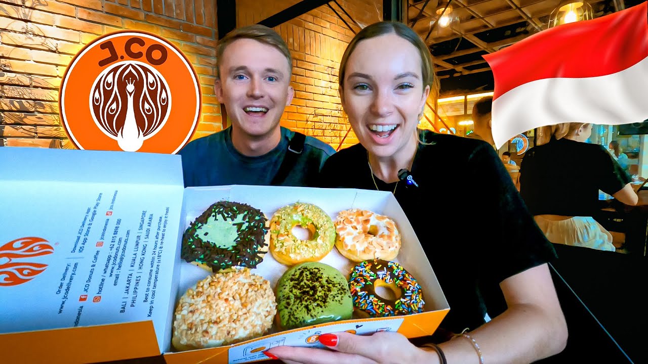First time trying J.CO Doughnuts in Jakarta, Indonesia 🇮🇩