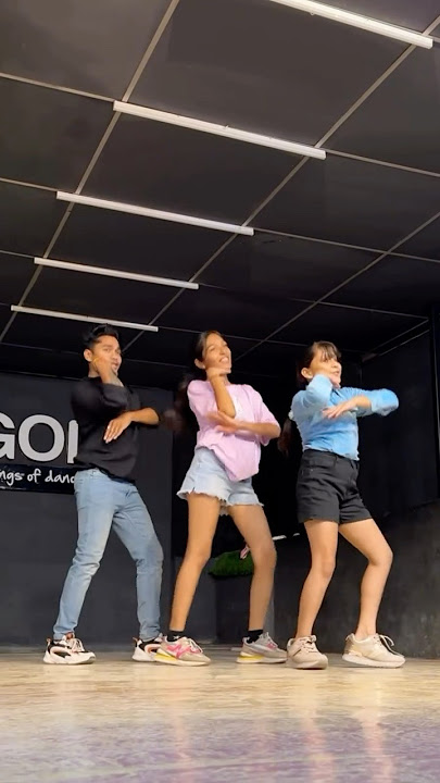 Shaky Shaky | Dance Reels | #shakyshaky #shaky #dancereels #reels #reelsinstagram #trendingnow