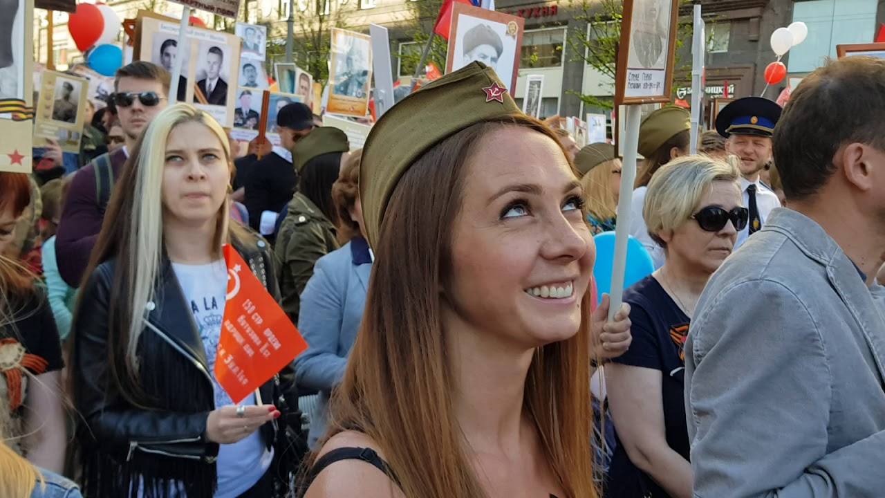 Расцветали яблони и груши - YouTube