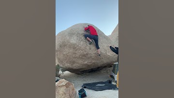 Basketball Jump (V5) - Tall Beta: Joshua Tree Bouldering [Pfiff]