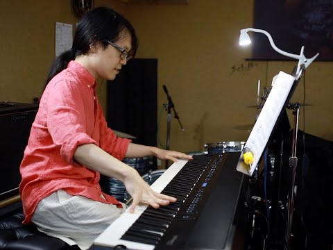 How to do an Interval (Octave) Glissando on Piano