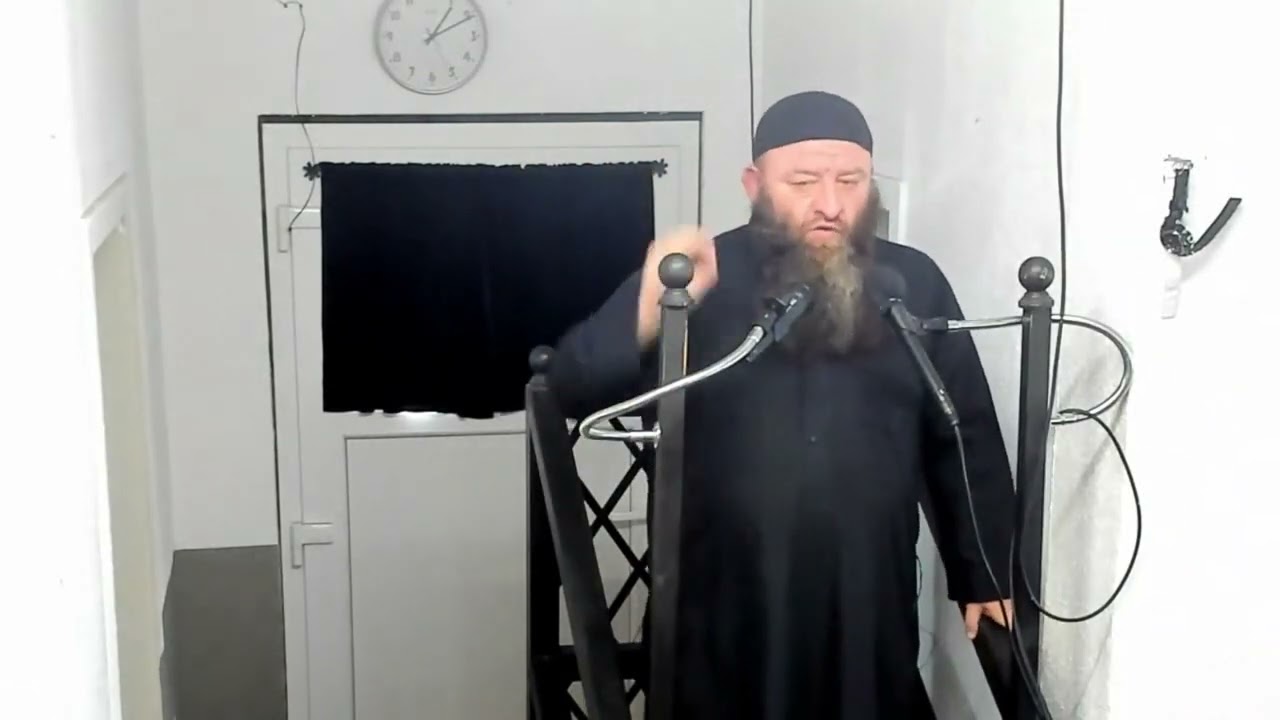 Er glaubt nicht an Hadithe und akzeptiert nur den Koran | Sind Koraniten Muslime