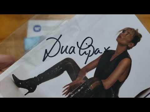 💿(unboxing) Dua Lipa - “Future Nostalgia” (signed card & gift