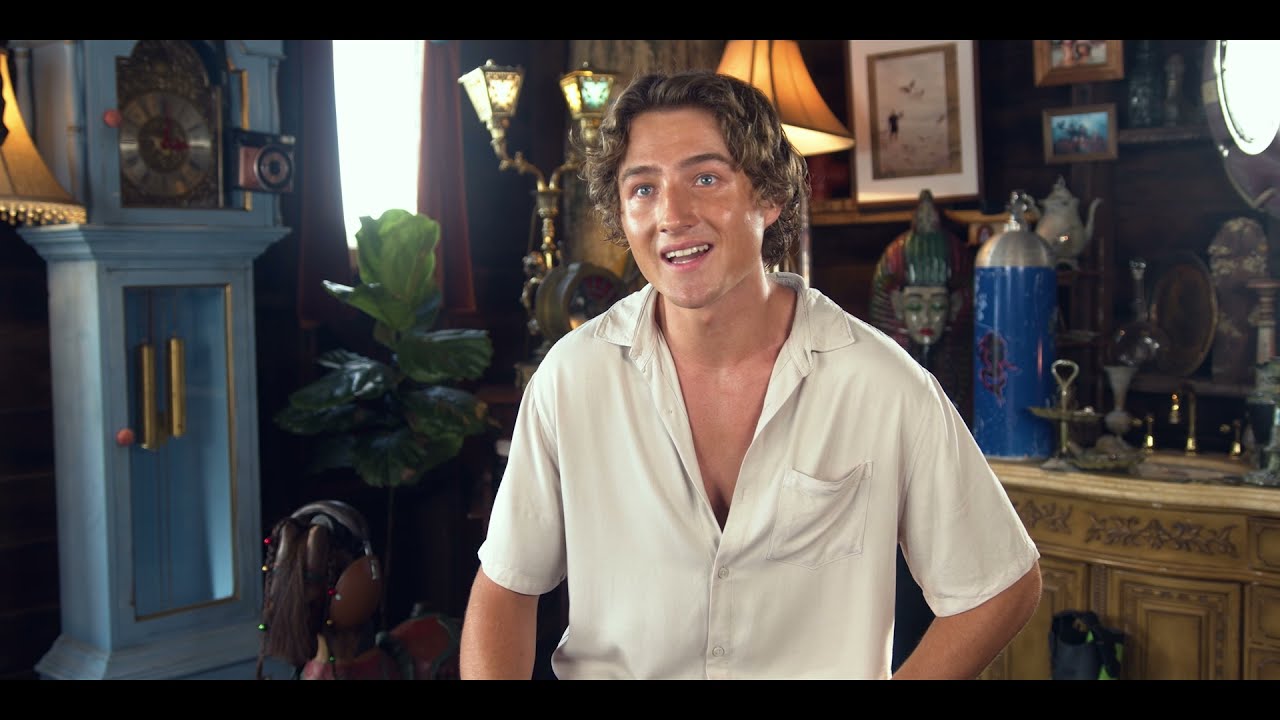 Dive Club - Interview with Alexander Grant (Hayden)