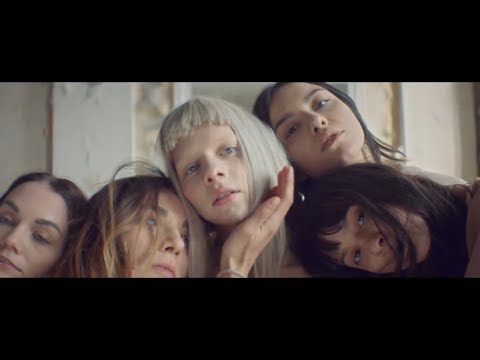 모든 이가 숨쉴 수 있는 이 곳: AURORA - Queendom (2018) [가사해석]