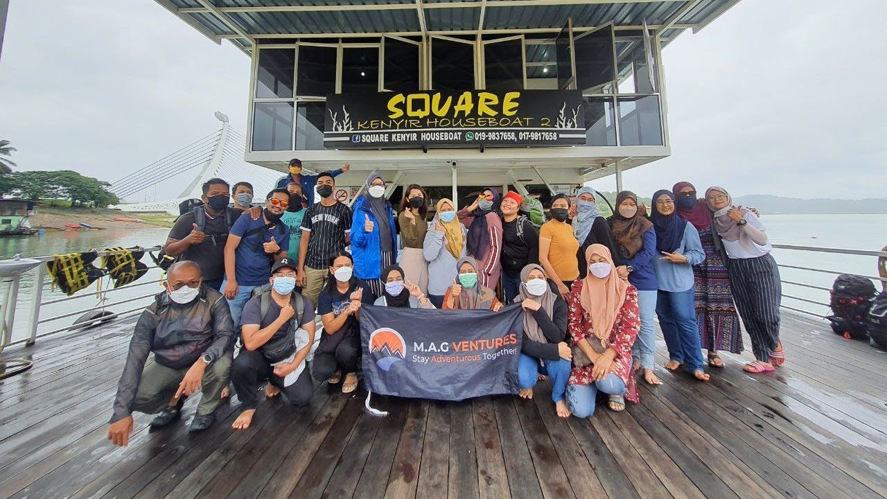 Houseboat Tasik Kenyir