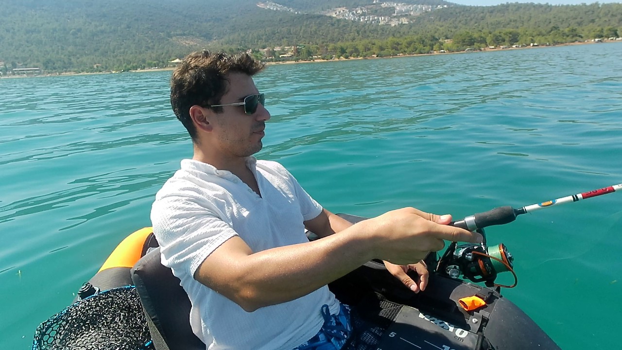 BELLY BOAT İLE  LÜFER, SARIKANAT AVI VE DEV DALGALAR // YENİ MERA ARIYORUZ