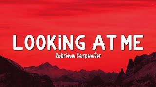 LOOKING AT ME | SABRINA CARPENTER | LYRICS Resimi