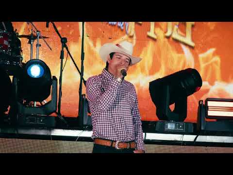 La Pista En La Sierra - Grupo Aztteca ft El Piloto y Su Estilo (Video Oficial) 2026