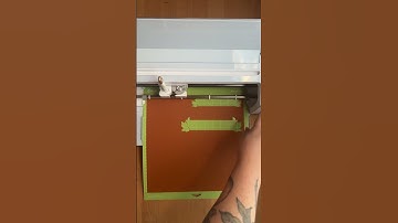 Cardstock Maple Leaf Napkin Ring #ThanksgivingCrafts #SVGCrafts #MadeWithLia