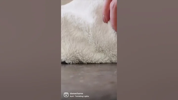 🎄 Free tree skirt #hack! #shorts #christmas #christmastree #christmasdecor