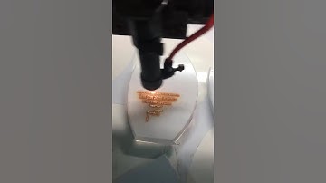 Máy khắc pha lê quà lưu niệm