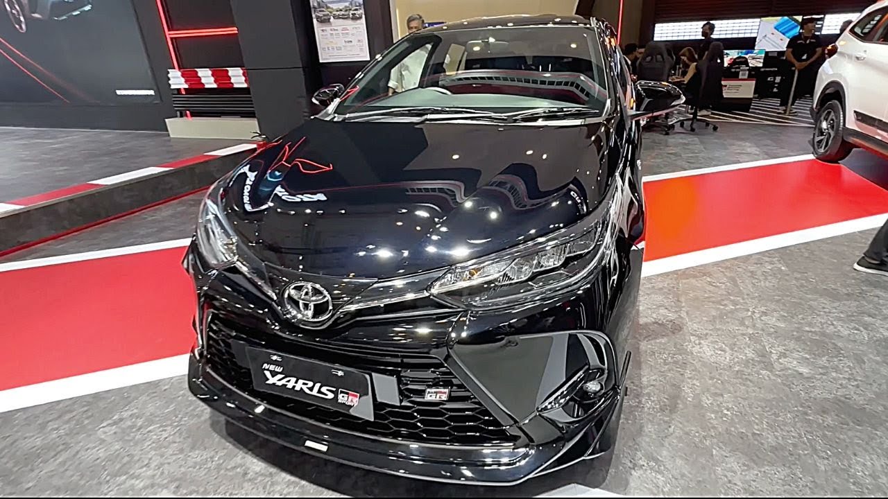2023 Toyota Yaris GR Sport (107hp) - Interior and Exterior Design