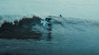 Se battre et surfer
