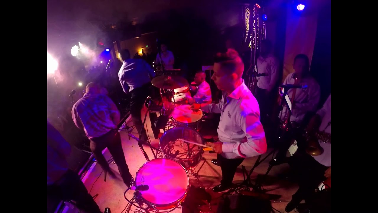 Cali Aji  Diego Camacho (timbal)