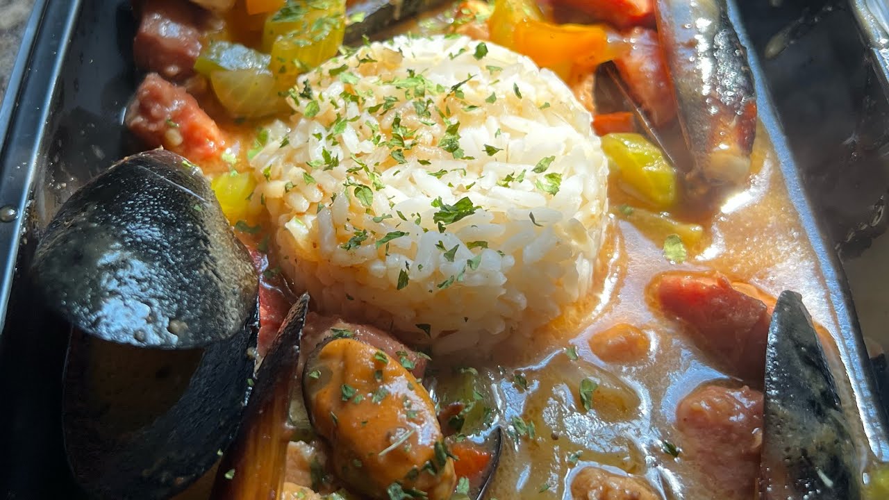 How to Make Gumbo (Chicken, Sausage, & Mussels) betterthantakeout 