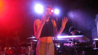 Chloe Howl...Bad Dream live @ The Bodega,Nottingham.23/10/14.