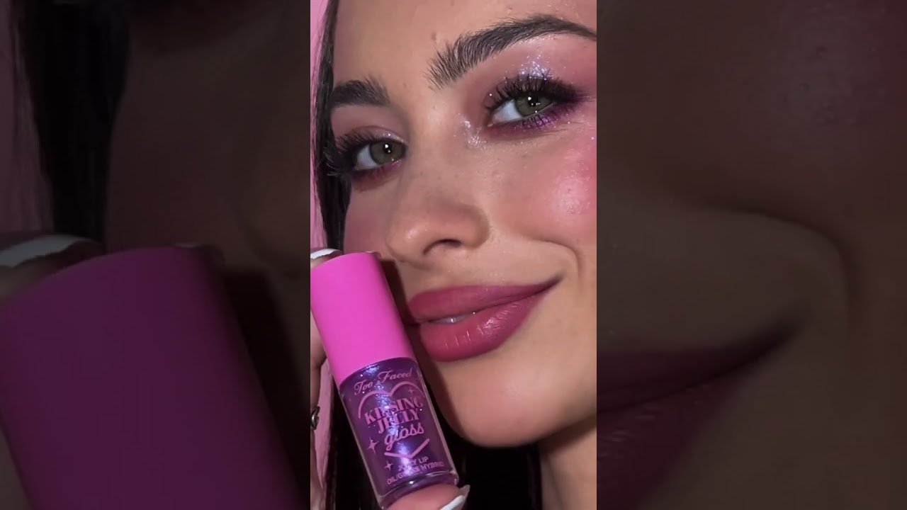 Birthday Kiss! 💜✨🎂