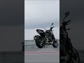 Triumph presenta la Trident 660 Triple Tribute #moto #mototravel #triumph #mototurismo
