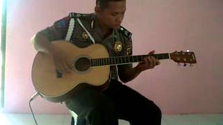 polisi galau butiran debu