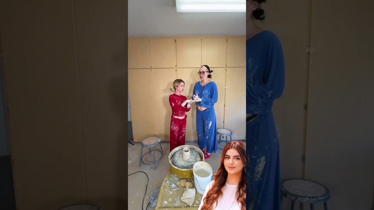 Sheikha Girl Enjoy Their Moments 